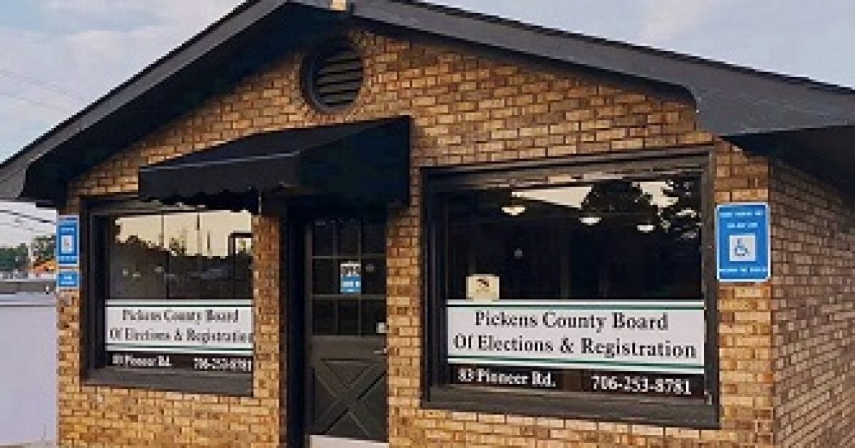 Poll Worker Gets Frustrated with Elections Process - Pickens - Vimarsana News